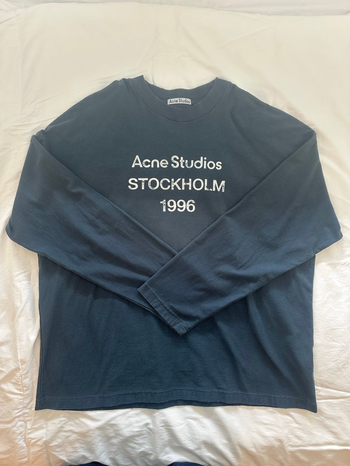 Acne Studios Longsleeve - Stockholm 1996, Verzenden, Nieuw, Maat 56/58 (XL), Blauw