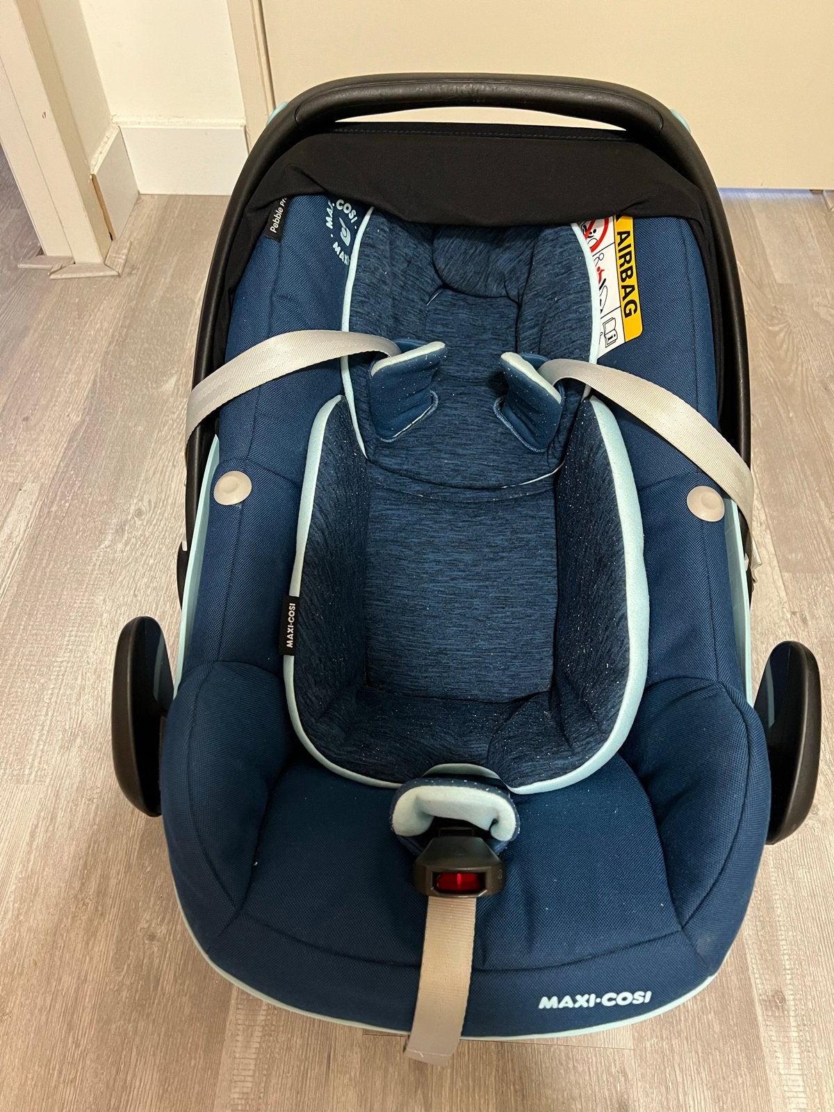 Maxi Cosi Pebble Pro - Nette staat, Ophalen, Autogordel of Isofix, Zijbescherming, Zo goed als nieuw