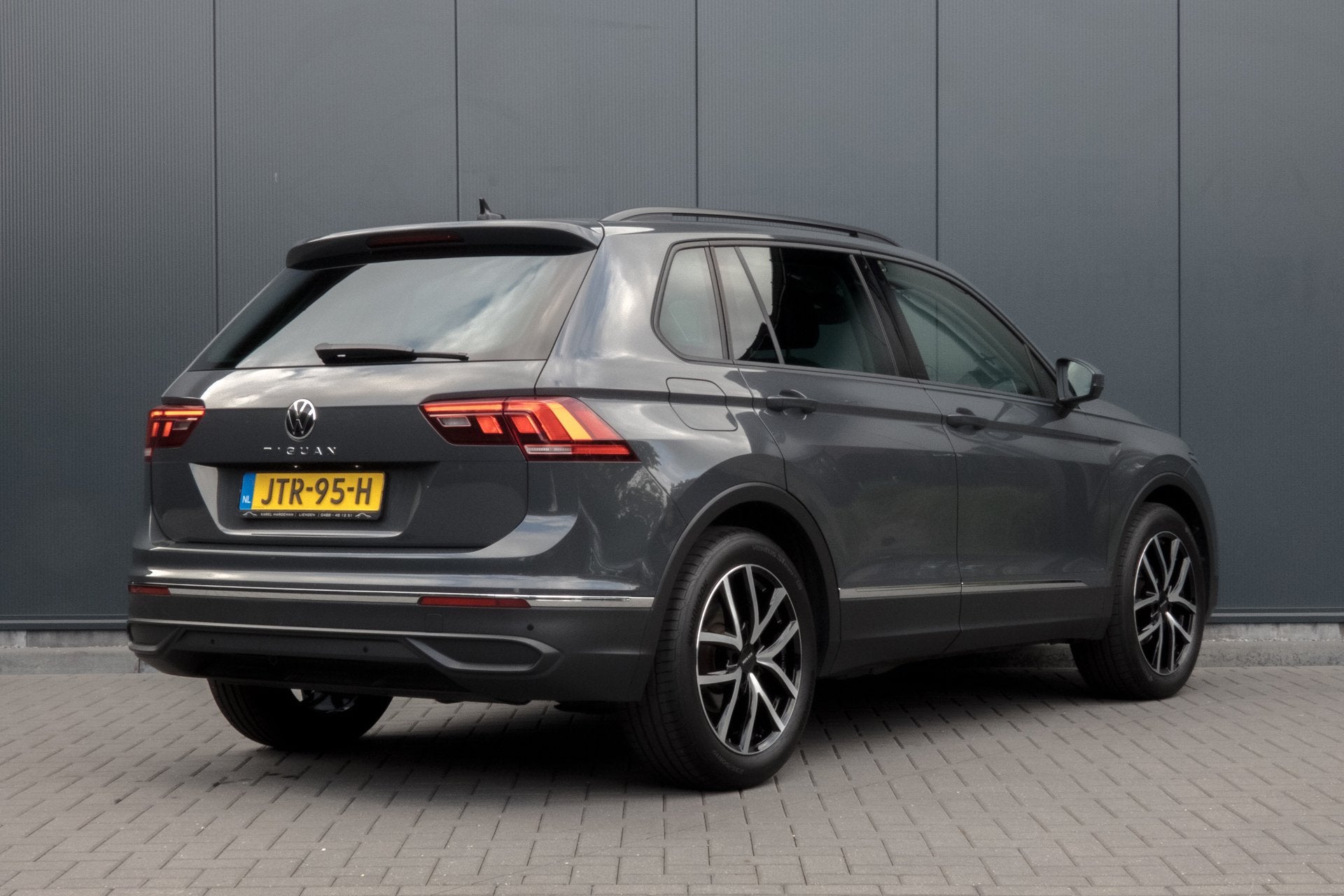 Volkswagen TIGUAN 1.5 TSI Life Business | Apple Carplay | AC, Euro 6, 150 pk, 1446 kg, Bedrijf