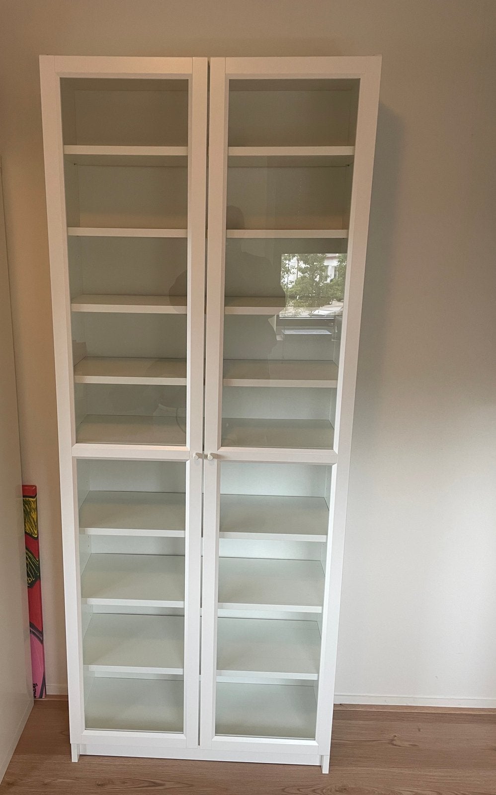 IKEA Billy / Oxberg witte vitrinekast 80x30x204, Huis en Inrichting, Ophalen, Wit lak en glazendeuren, Met deur(en), 200 cm of meer