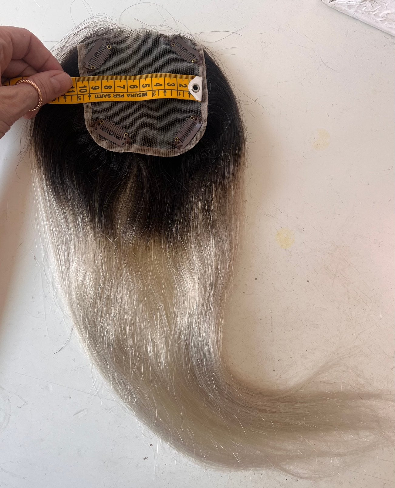 100% echt haar, topper, haarwerk, platinum blond met uitgr, Ophalen of Verzenden, Zo goed als nieuw, Pruik of Haarverlenging