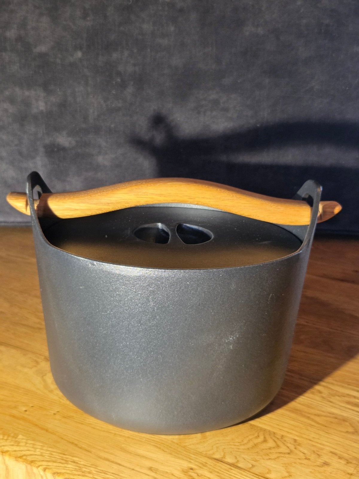 Iittala Timo Sarpaneva Gietijzeren Braadpan 3L, Gebruikt, Ophalen of Verzenden, Met deksel, Overige merken