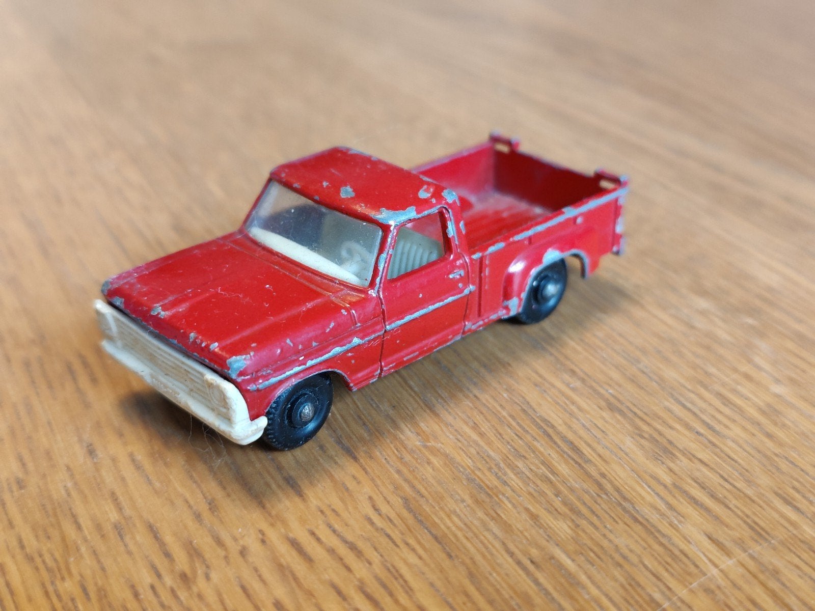Matchbox Ford Pickup ROOD Witte Grill, Ophalen of Verzenden