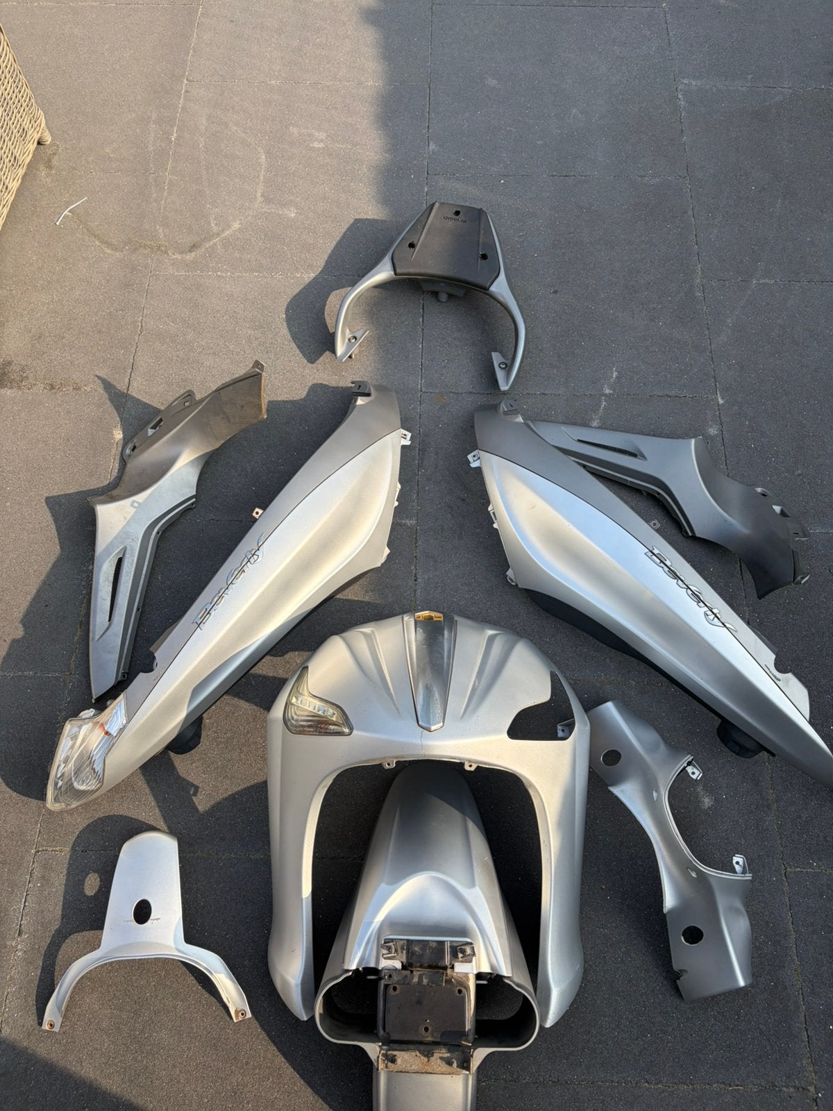 Piaggio Beverly 125 300 350 volledige kappenset, Motoren, Ophalen