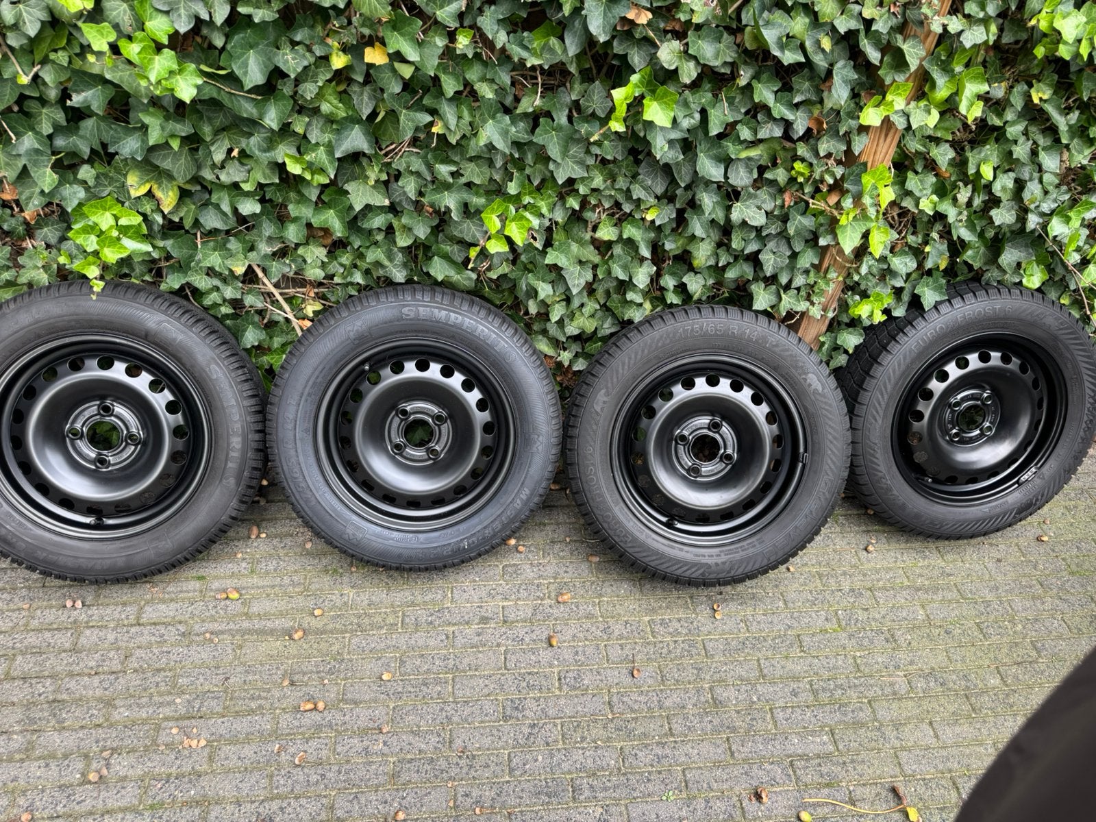 Winterbanden met velg voor VW-UP, Ophalen, 14 inch, Gebruikt, 175 mm
