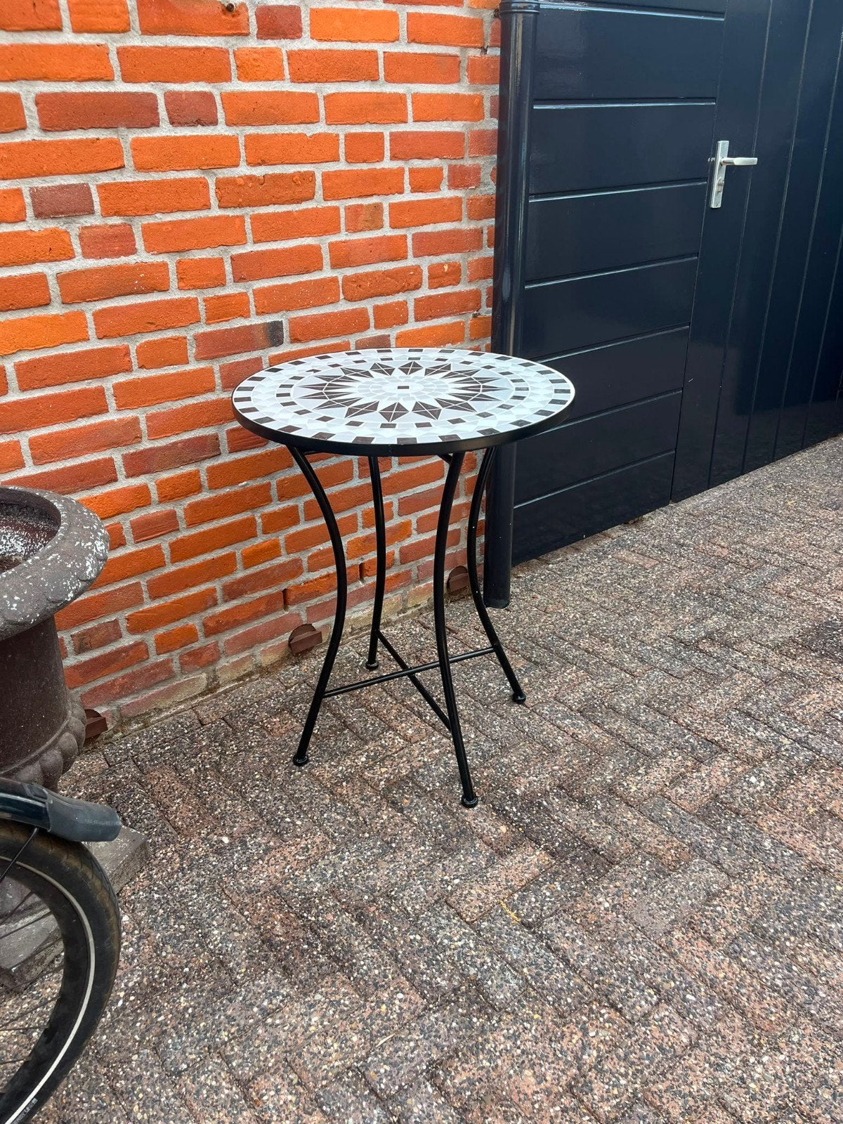 Mozaïek bijzettafel, rond, zwart/wit, Ophalen, Gebruikt, Rond, Metaal