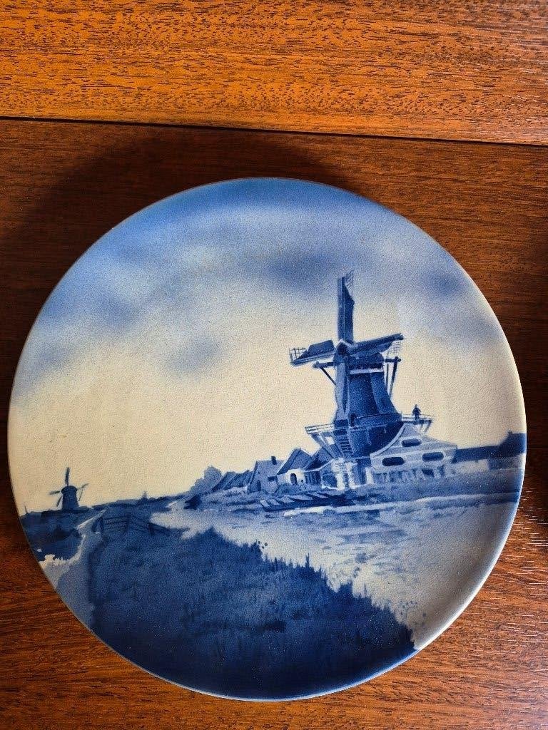 2 vintage Delfs blauwe wandborden -molen en boerderij, Ophalen of Verzenden