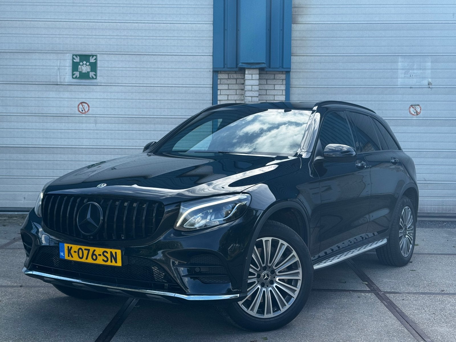 Mercedes-Benz GLC 350 e 4MATIC Trekhaak Cruise Led Camera, Auto's, Automaat, 4 cilinders, 2000 kg, Lichtsensor