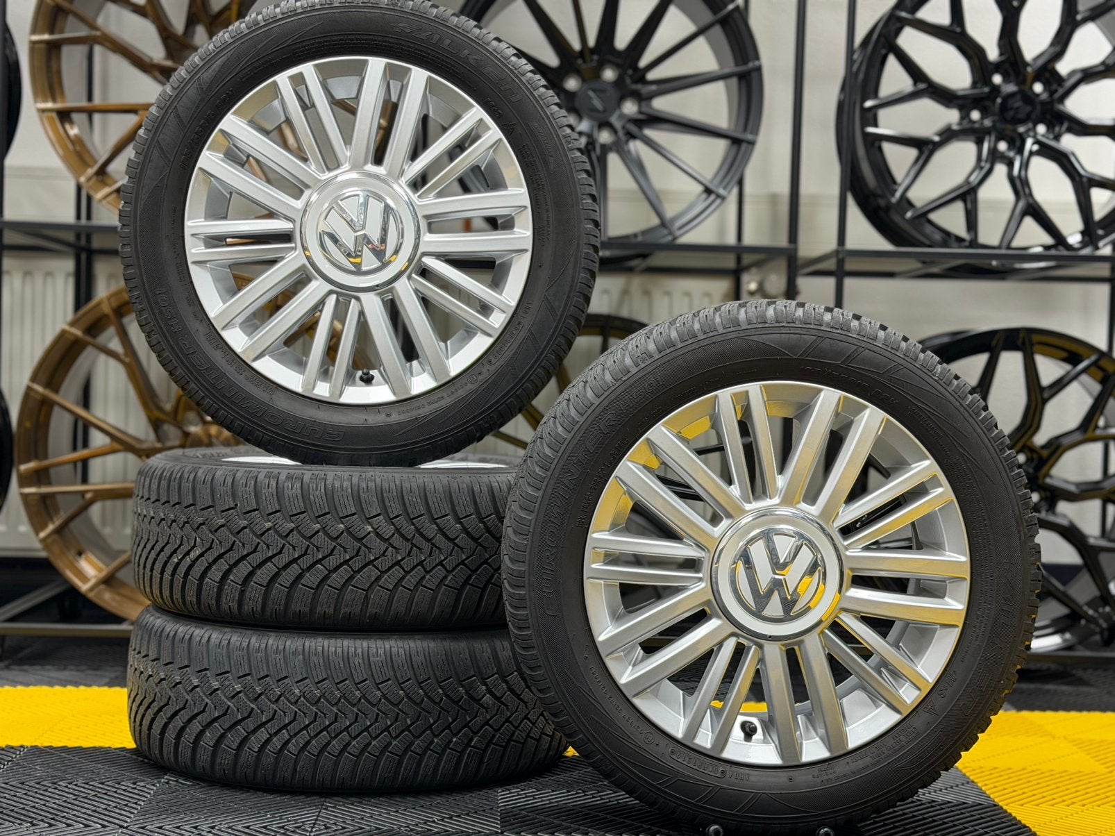 15 Inch 4x100 Gebruikte Originele Set Passend Op VW Up, Auto-onderdelen, Ophalen, 15 inch, Banden en Velgen, 185 mm