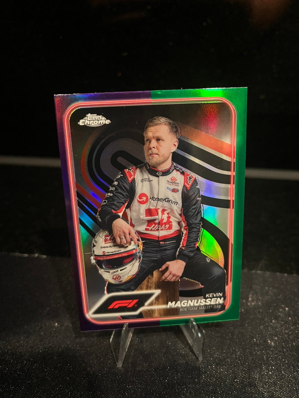 Topps Chrome F1 Kevin Magnussen – Paars Groen, Ophalen of Verzenden, Zo goed als nieuw, Plaatje