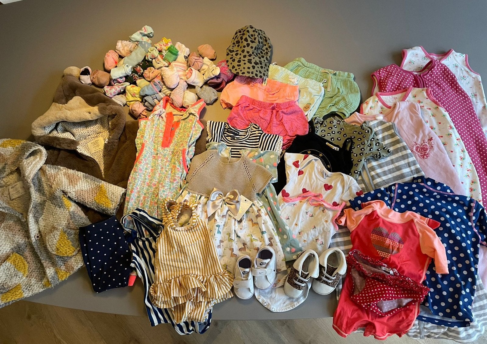 Uitgebreid baby kledingpakket meisjes maat 68-80, Ophalen of Verzenden, Gebruikt, Overige maten