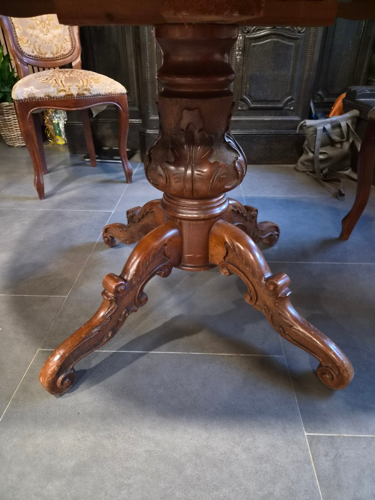 Antieke eethoek met 4 stoelen - Opknapper, Antiek en Kunst, Ophalen
