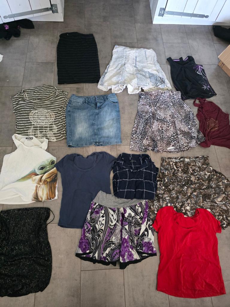 Partij zomerkleding 14 stuks maat l 6 rokjes, 4 tops, Ophalen of Verzenden, Zo goed als nieuw, Maat 42/44 (L)