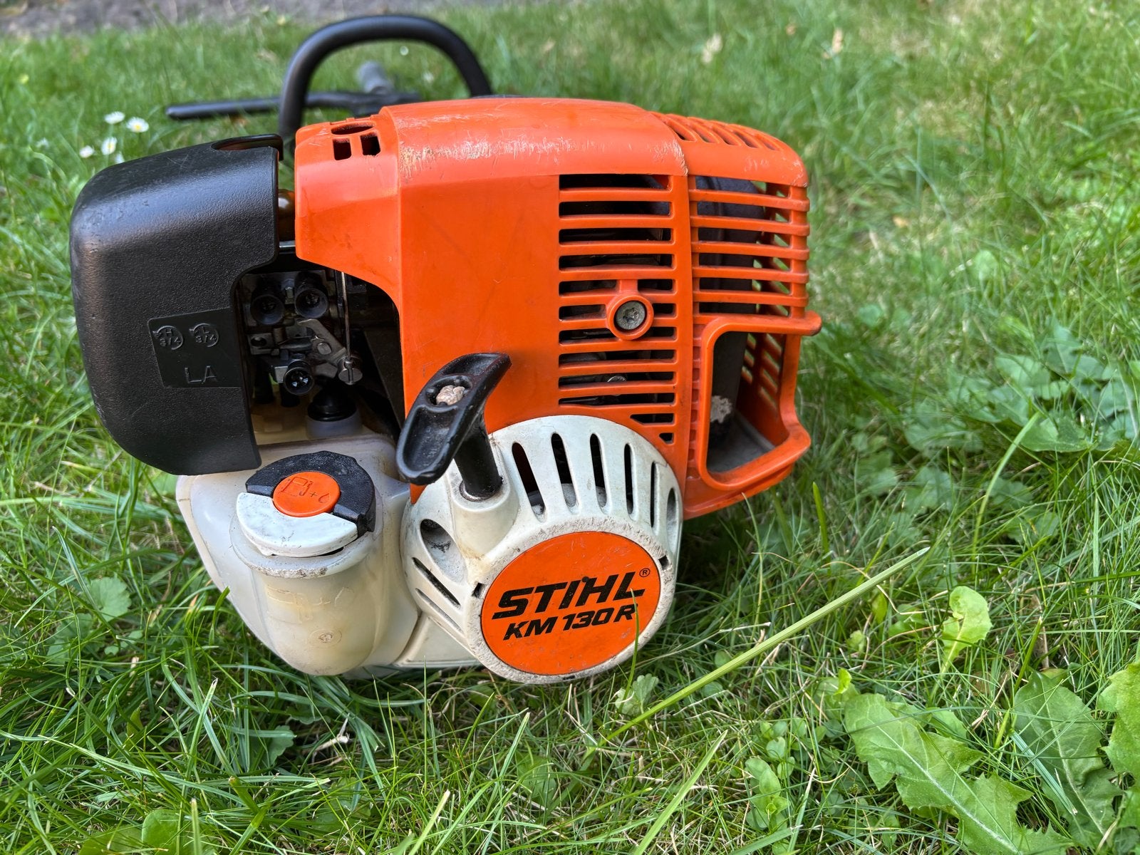 Stihl KM 130 R Combi Benzine Bosmaaier, Tuin en Terras, Ophalen of Verzenden, Gebruikt, 30 tot 50 cm, Benzine