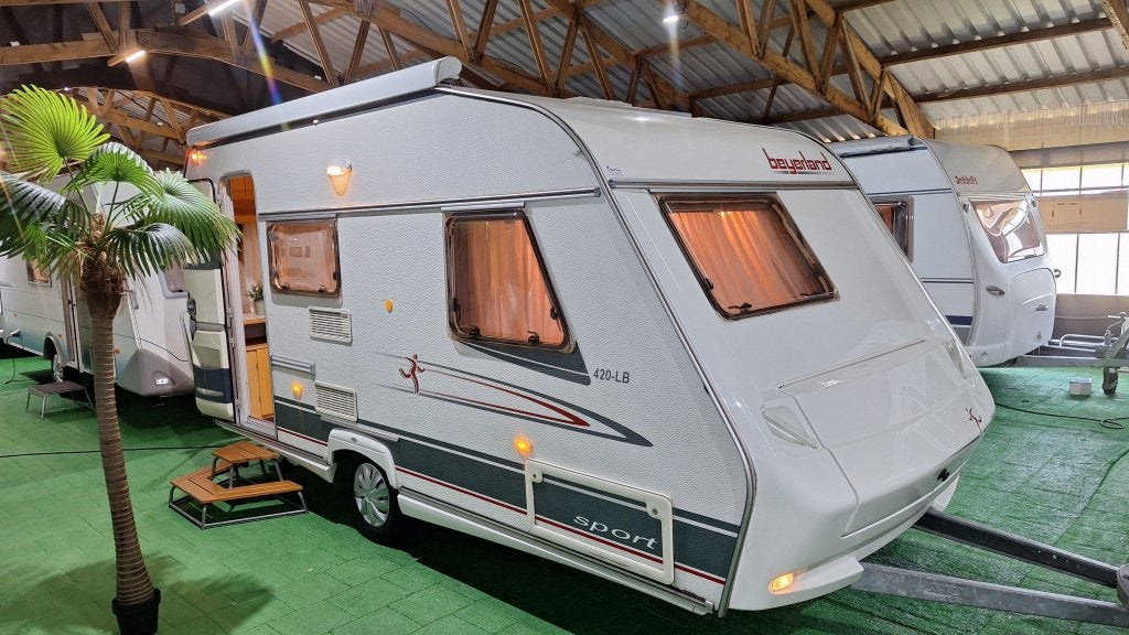 Beyerland Sprinter 420 LB Voortent/Cassetteluifel, Home Car S.r.l., Bedrijf, Treinzit, 750 - 1000 kg
