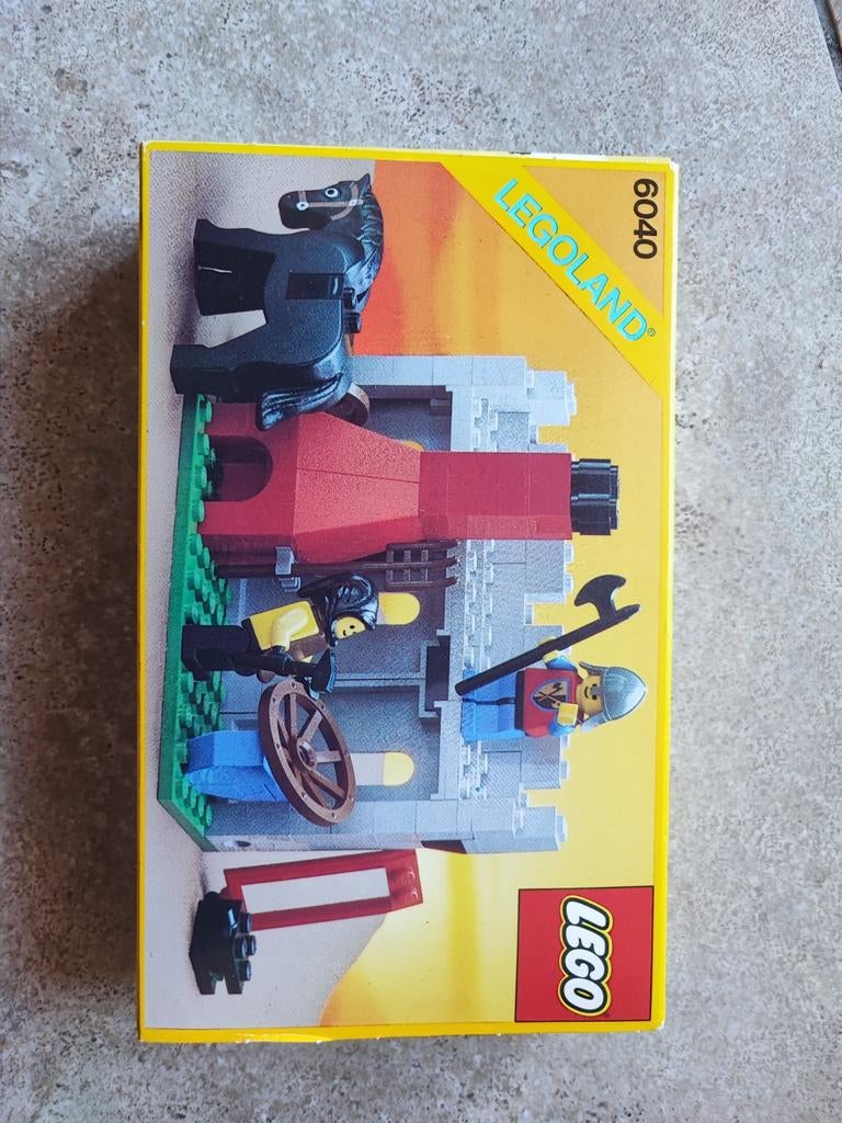 Vintage Lego Legoland 6040 - Kasteel set ongeopend, Kinderen en Baby's, Speelgoed | Duplo en Lego, Inclusief minifiguren, Lego