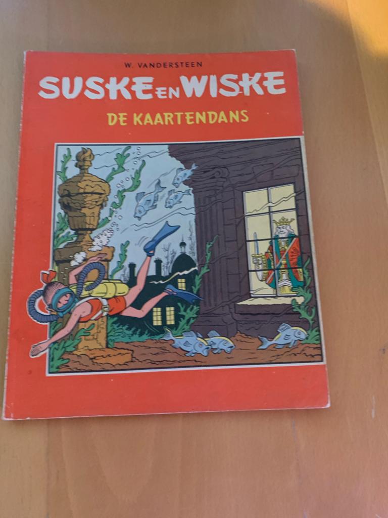 Suske en Wiske - De Kaartendans (Rode Reeks), Eén stripboek, Ophalen of Verzenden, Gelezen