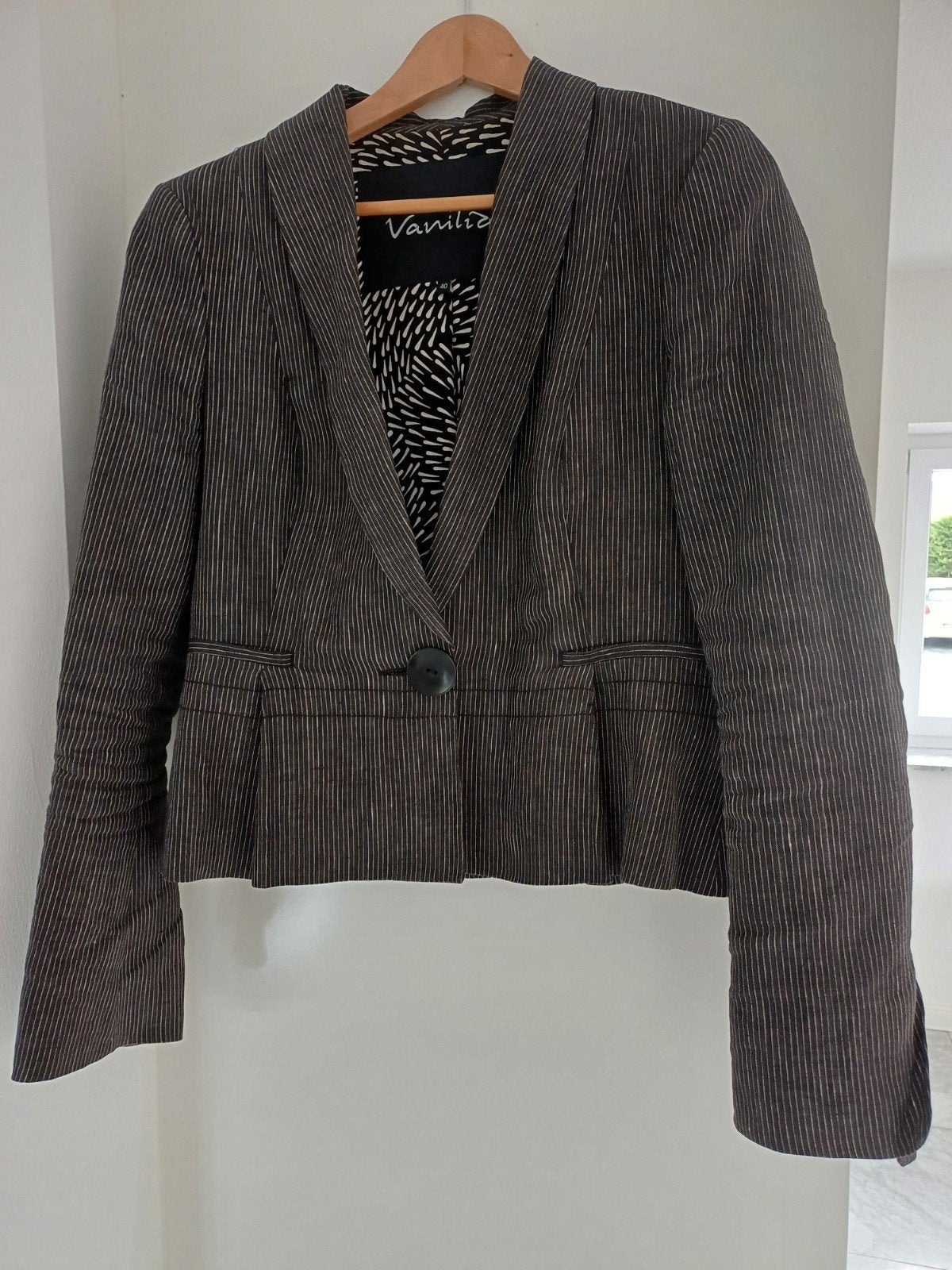 Vanilia jasje maat 40 nieuwstaat, Kleding | Dames, Maat 38/40 (M), Meerkleurig, Vanilia, Ophalen of Verzenden