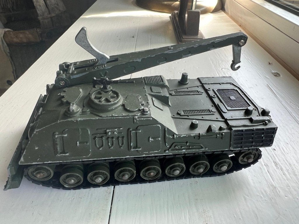 Dinky Toys Leopard Tank, Ophalen of Verzenden, Zo goed als nieuw, Auto, Dinky Toys