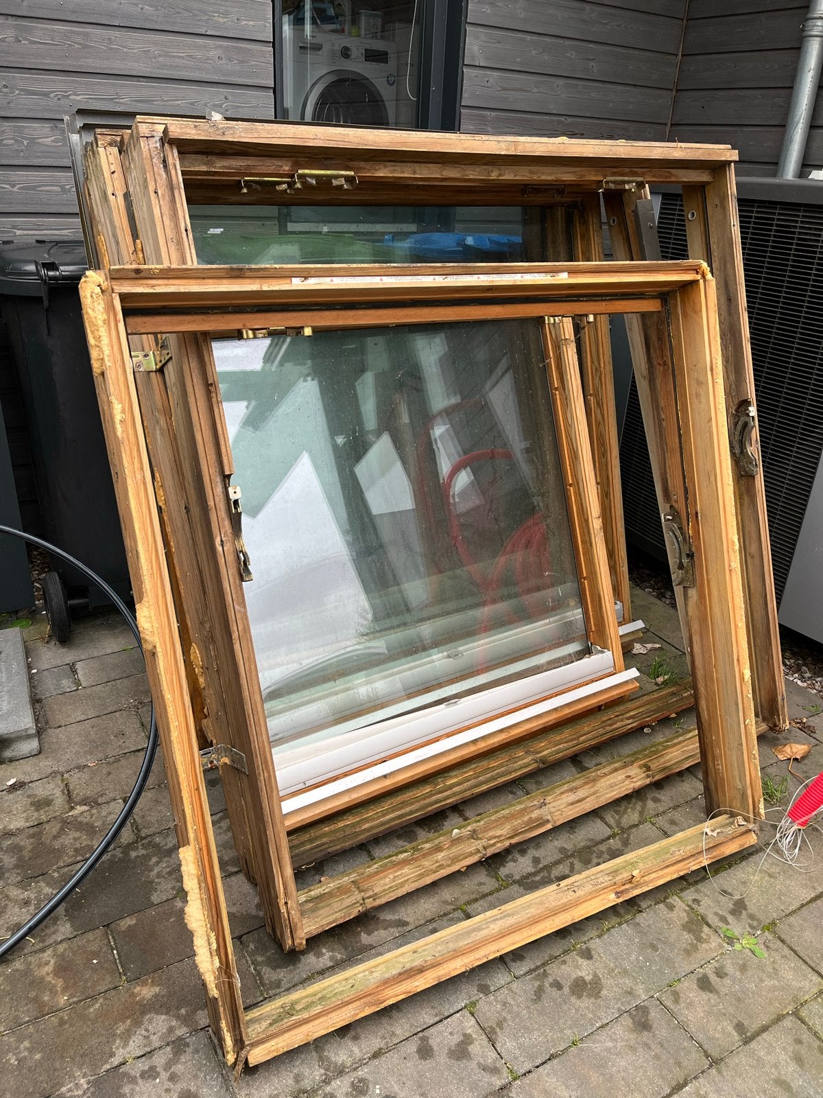 Gratis afhalen houten Velux dakramen met dubbelglas, Doe-het-zelf en Verbouw, Ophalen, Gevelraam of Ruit, Gebruikt, 80 tot 120 cm