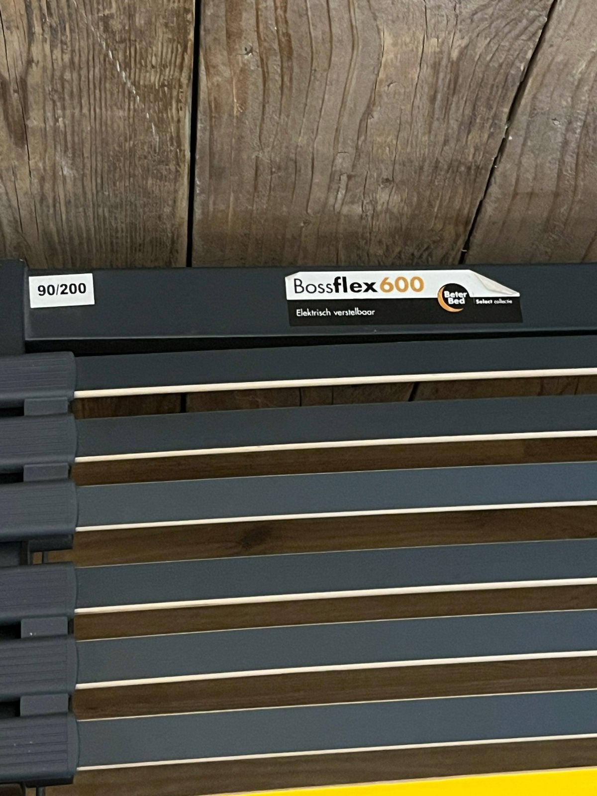 Steigerhouten bedframe Jorg met twee bossflex 600 elektrisch, Ophalen, Bruin, Steigerhout, Tweepersoons