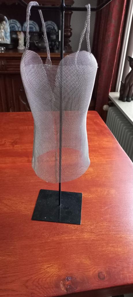 Unieke sculptuur van geweven RVS gaas - ca. 55 cm hoog, Ophalen of Verzenden