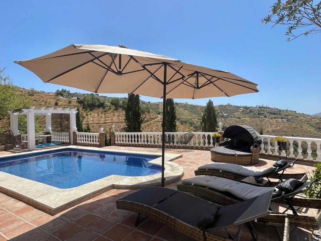 Luxe vakantiehuis(malaga)  max 10 pers met zwembad