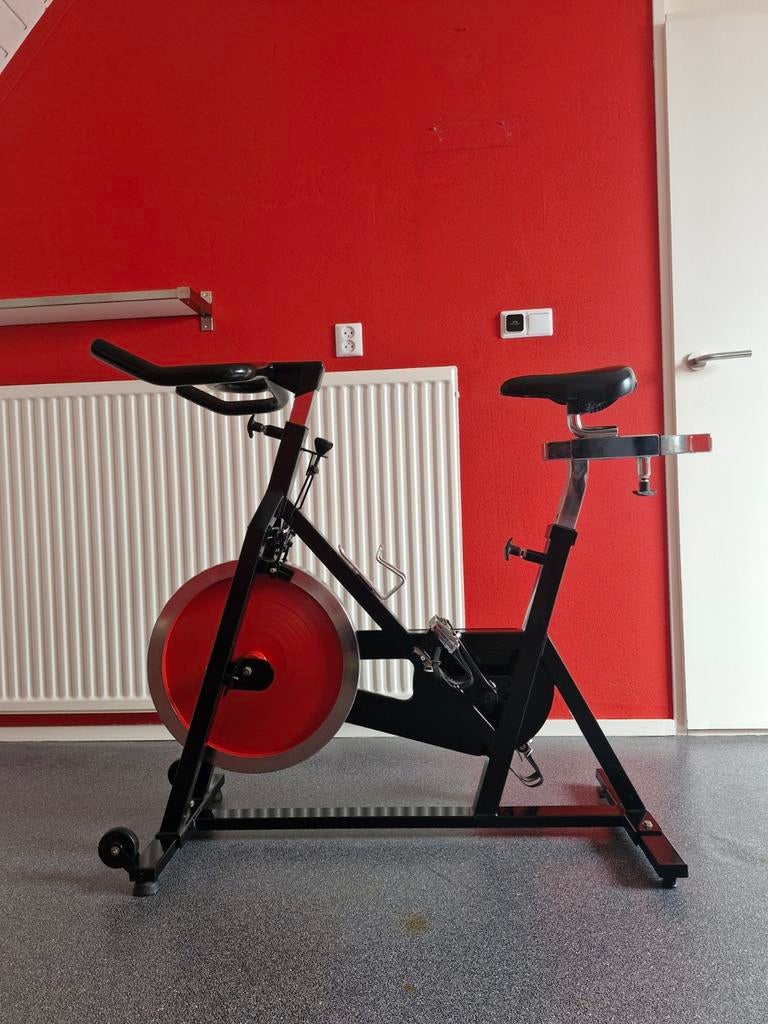 Schwinn spinningfiets zwart rood, Sport en Fitness, Ophalen, Spinningfiets