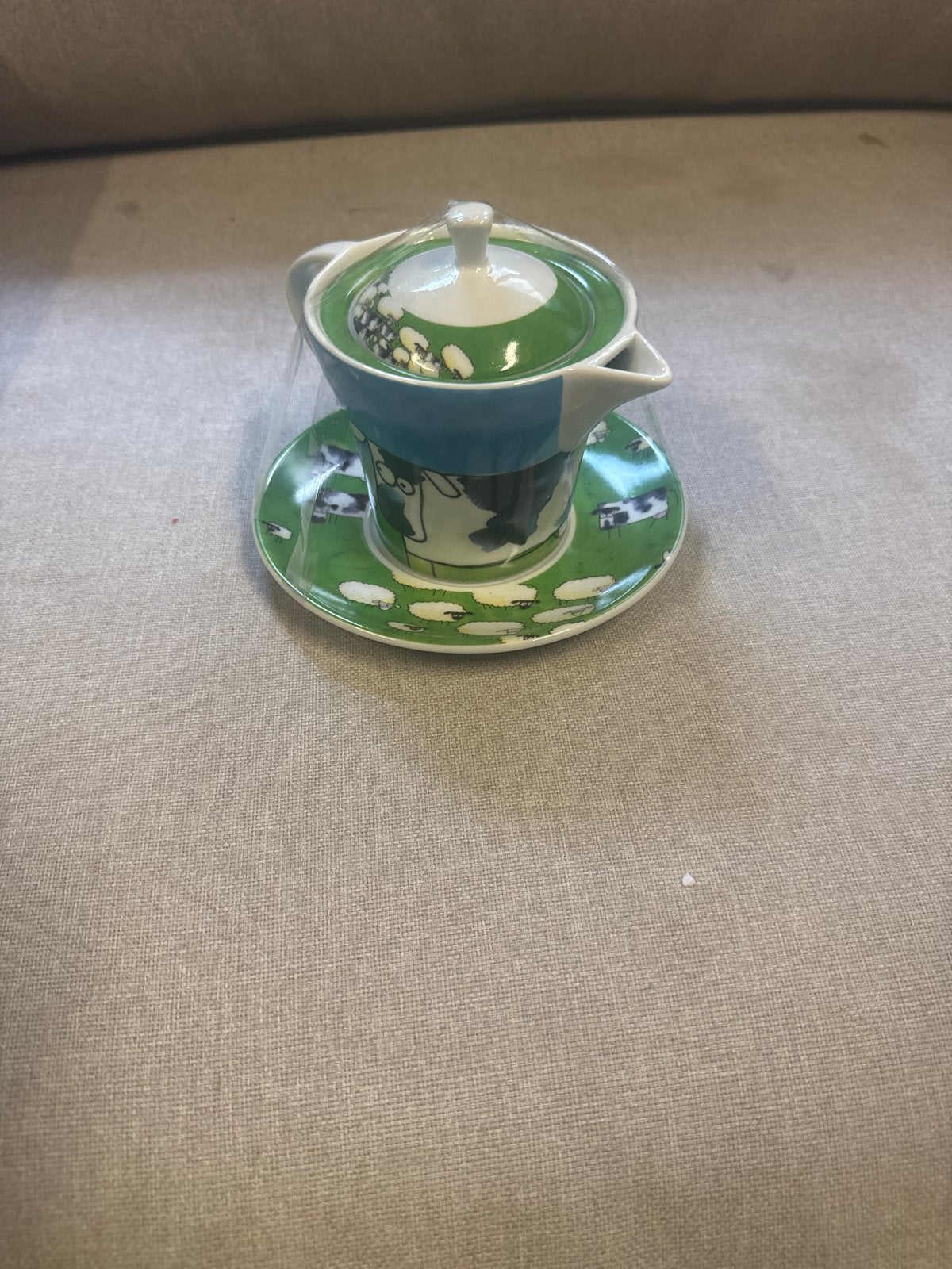 Porseleinen koffiefilter met deksel en onderschotel, Overige typen, Nieuw, Ophalen of Verzenden, Steen/keramiek