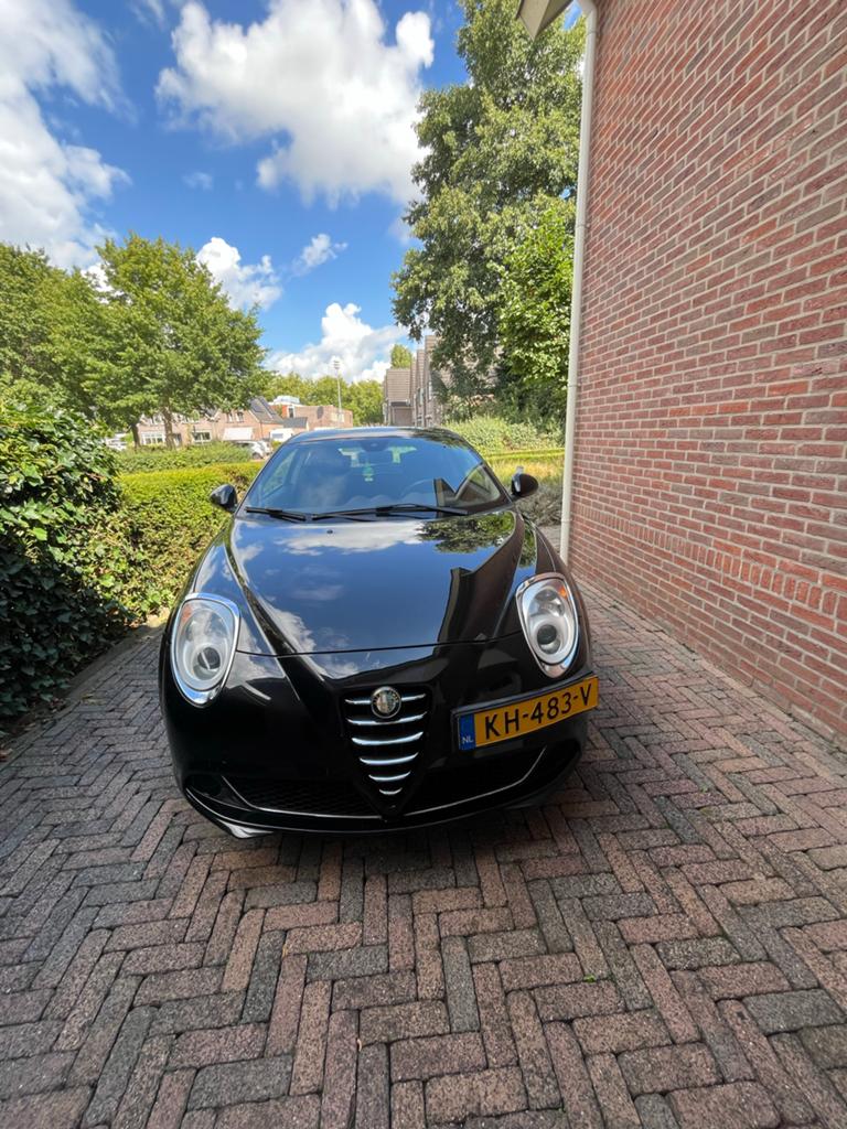 Alfa Romeo MiTo 1.4 16V 77KW Multi AIR 2011 Zwart, Auto's, Alfa Romeo, Voorwielaandrijving, Euro 5, 4 cilinders, Overige kleuren