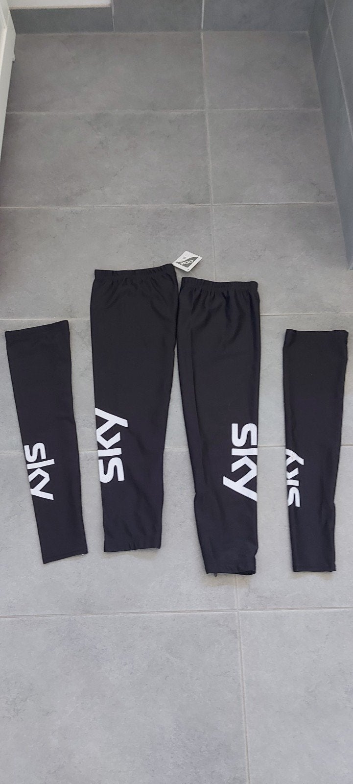 Team sky armstukken beenstukken, Fietsen en Brommers, Ophalen of Verzenden, Nieuw, XL, Bovenkleding