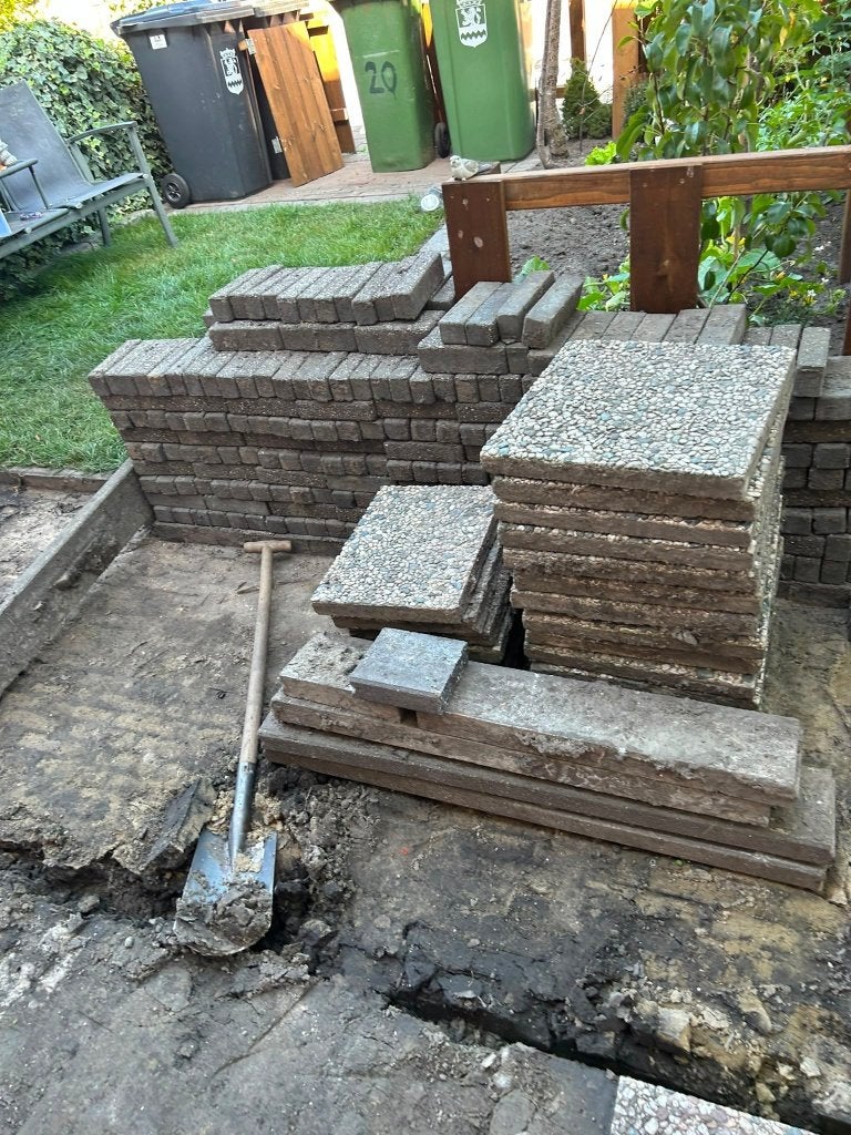 Gratis klinkers, Tuin en Terras, Gebruikt, Klinkers, Beton, 5 tot 10 m²