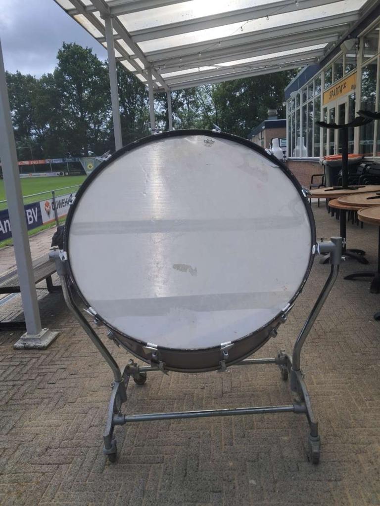 Grote trom, Ophalen, Gebruikt, Trommel