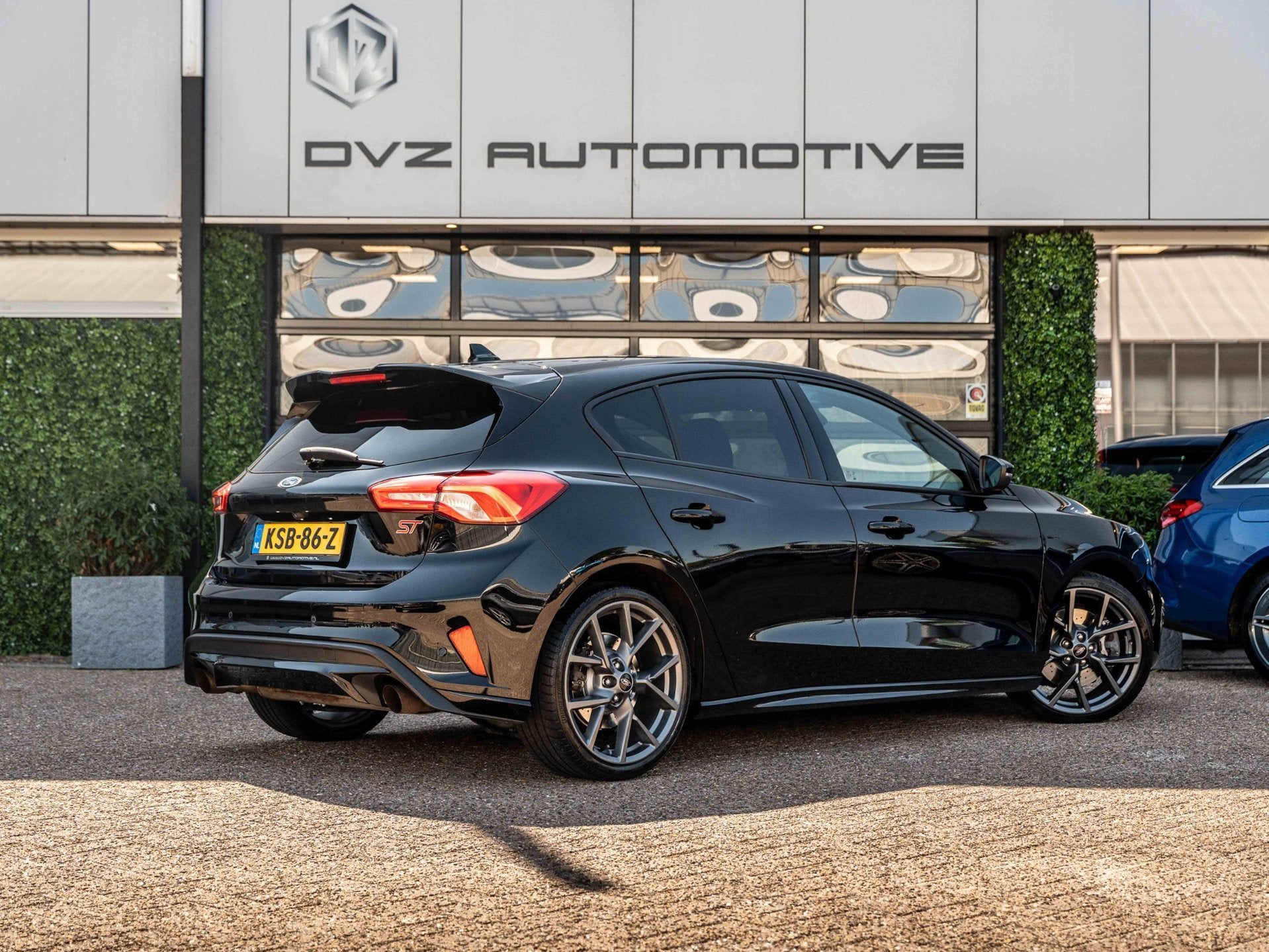 Ford Focus 2.3 EcoBoost ST-3 | B&O | Camera | Winter Pack, Auto's, Gebruikt, Zwart, 4 cilinders, Met garantie (alle)
