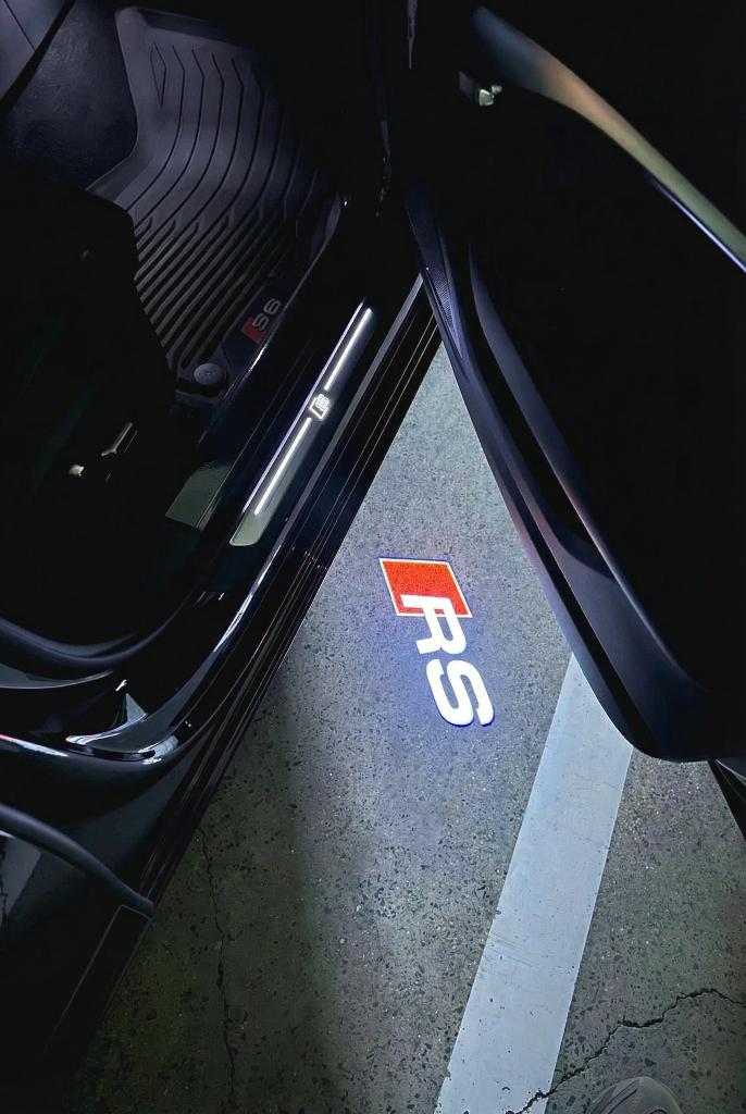 Audi RS Deurlichten / Instapverlichting, Auto diversen, Tuning en Styling, Ophalen of Verzenden