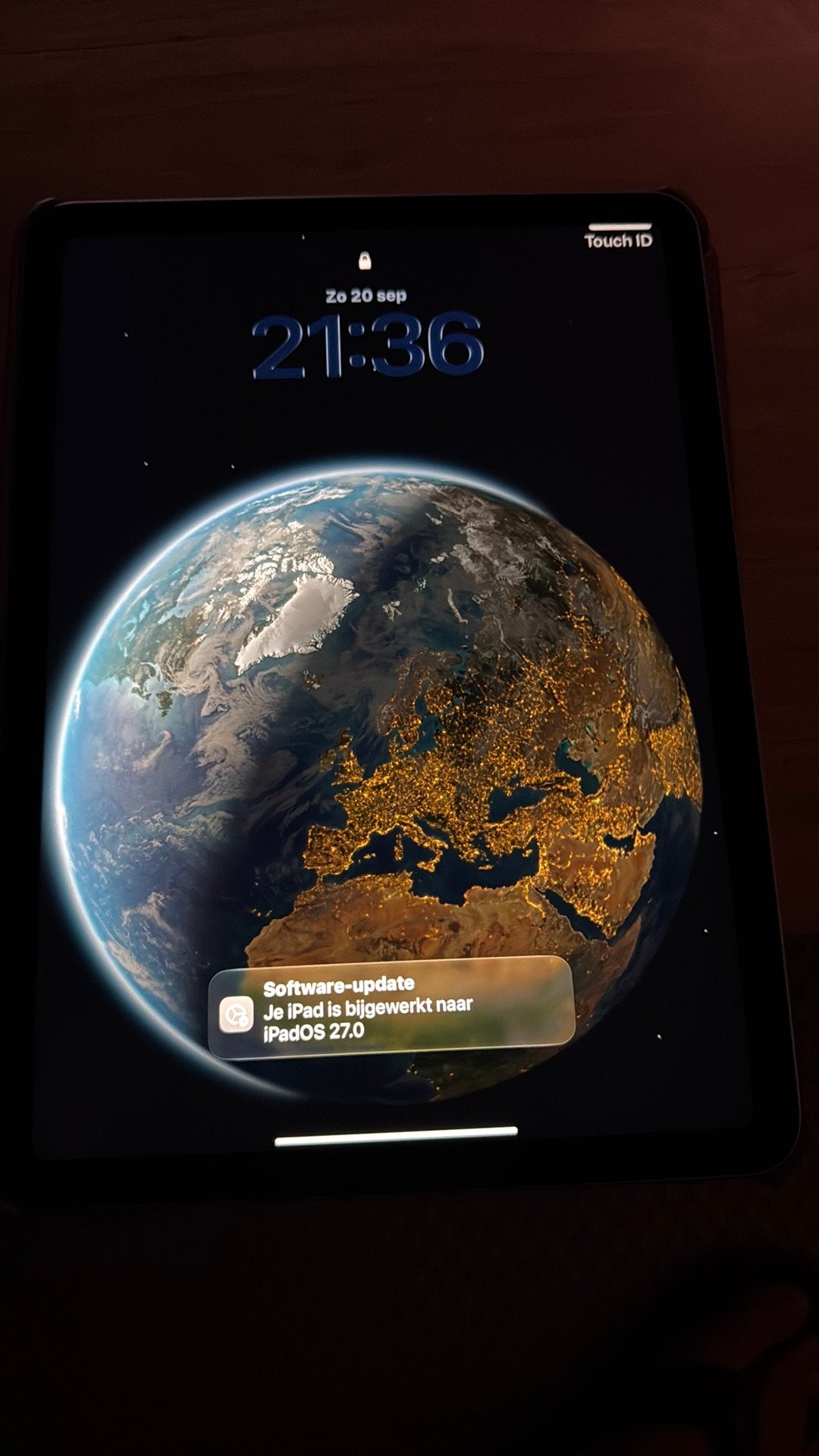 Ipad air m1 chip 2023 5e generatie, Computers en Software, Apple iPad Air, 11 inch, Ophalen of Verzenden, Zo goed als nieuw