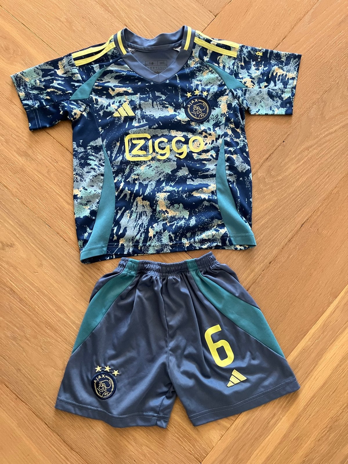 Ajax uit tenue origineel! - Klaassen maat 110 ongeveer, Ophalen of Verzenden, Gebruikt, Jongen of Meisje