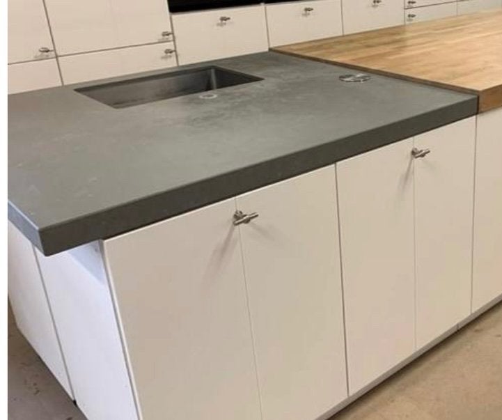 Betonnen aanrechtblad met gootsteen, Ophalen, Gebruikt, 100 tot 150 cm, 75 cm of meer