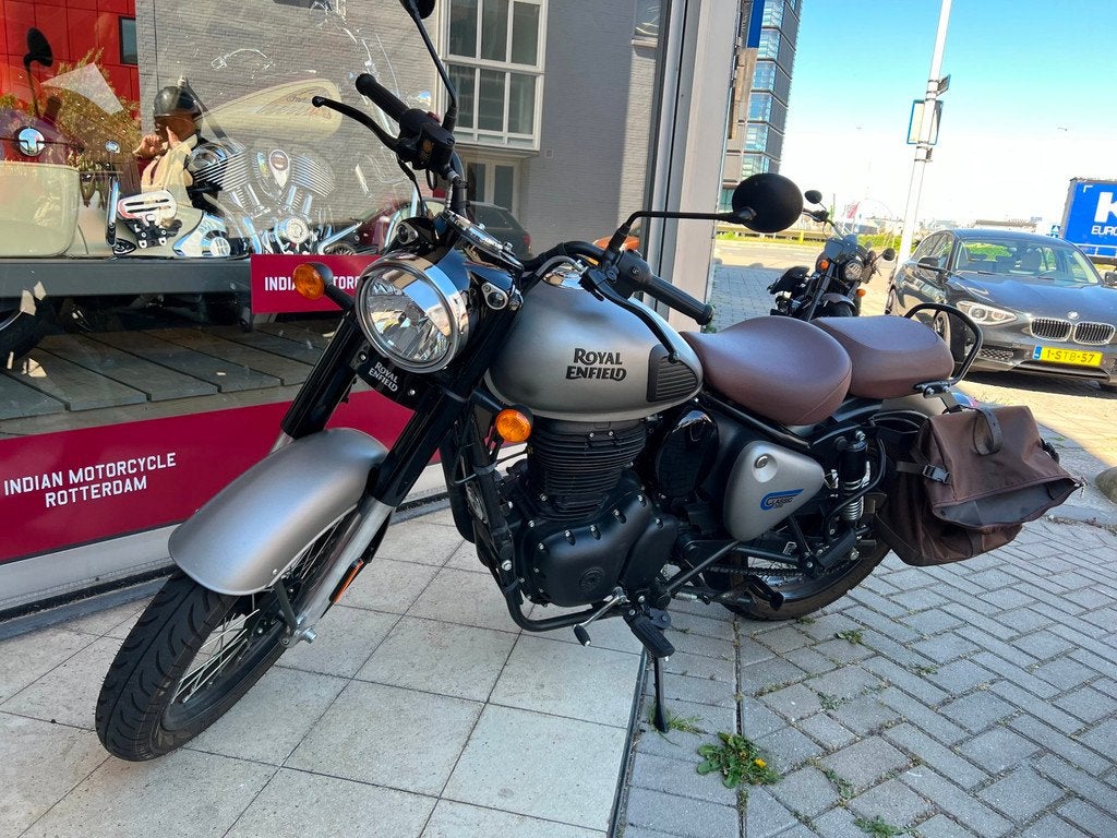 Royal Enfield Tour Classic 350, Motoren, Motoren | Royal Enfield, Curieweg 6a
2408 BZ  Alphen aan den Rijn, NL, Bedrijf, Toermotor