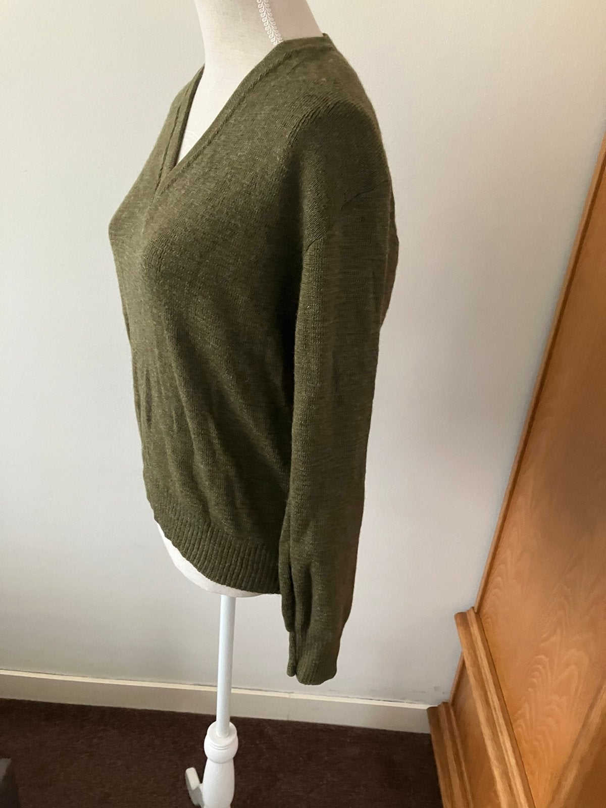 Vintage Leger KL Trui 1972 Maat 3 V-hals Groen, Ophalen of Verzenden, Gedragen, Overige maten, Groen