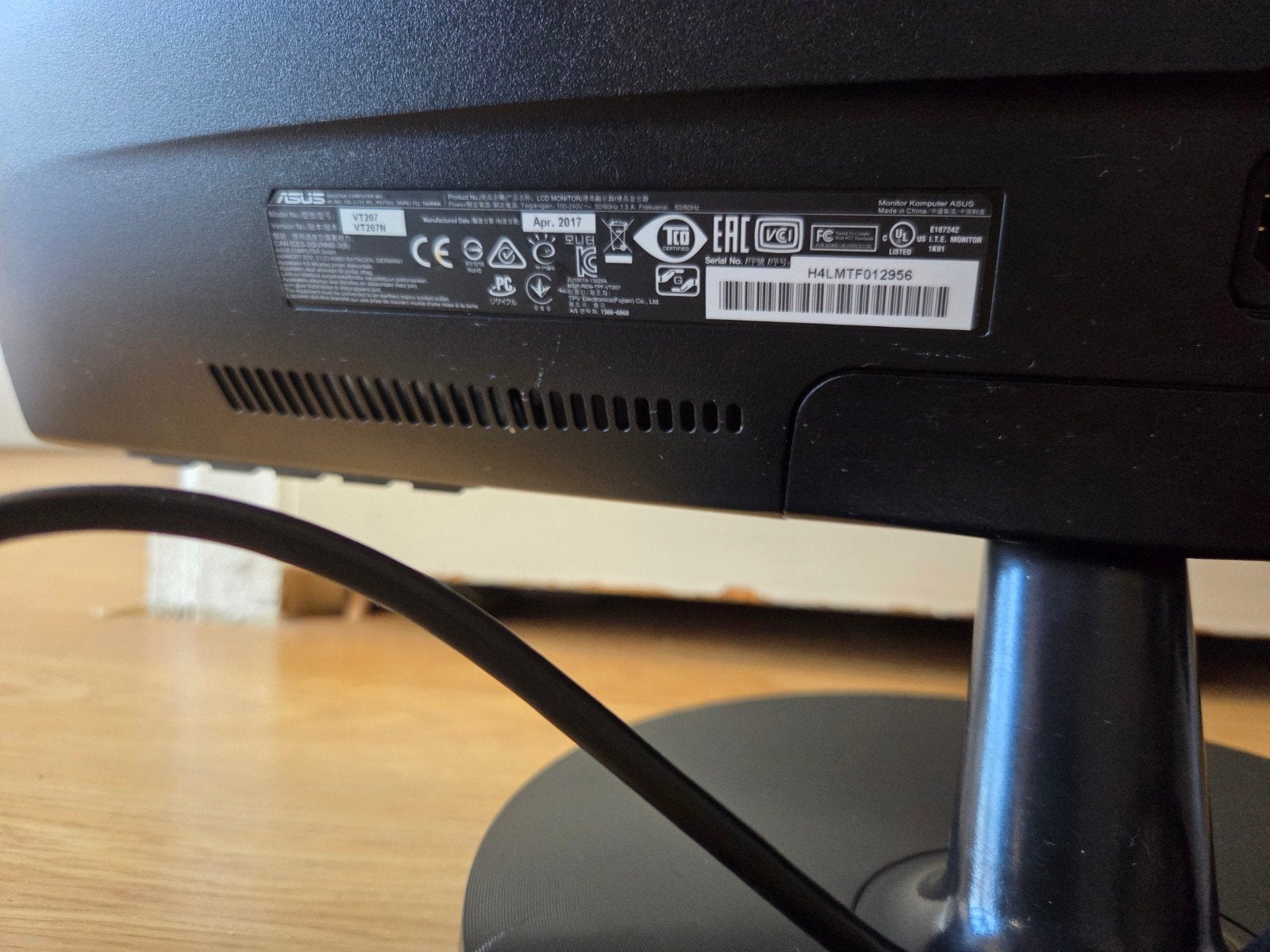 ASUS VT207N touchscreen monitor, 19,5 inch, Ophalen, Gebruikt, Touchscreen, Overige resoluties