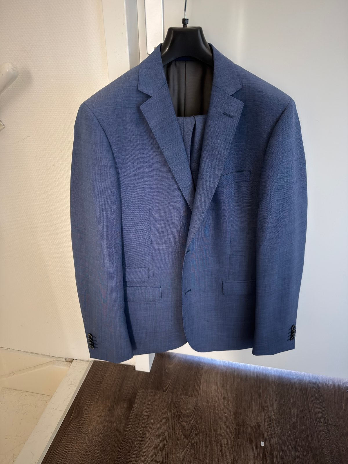 Suitable Toulon Kostuum Blauw 100% Wol – Maat M (48), Zo goed als nieuw, Verzenden, Maat 48/50 (M), Blauw