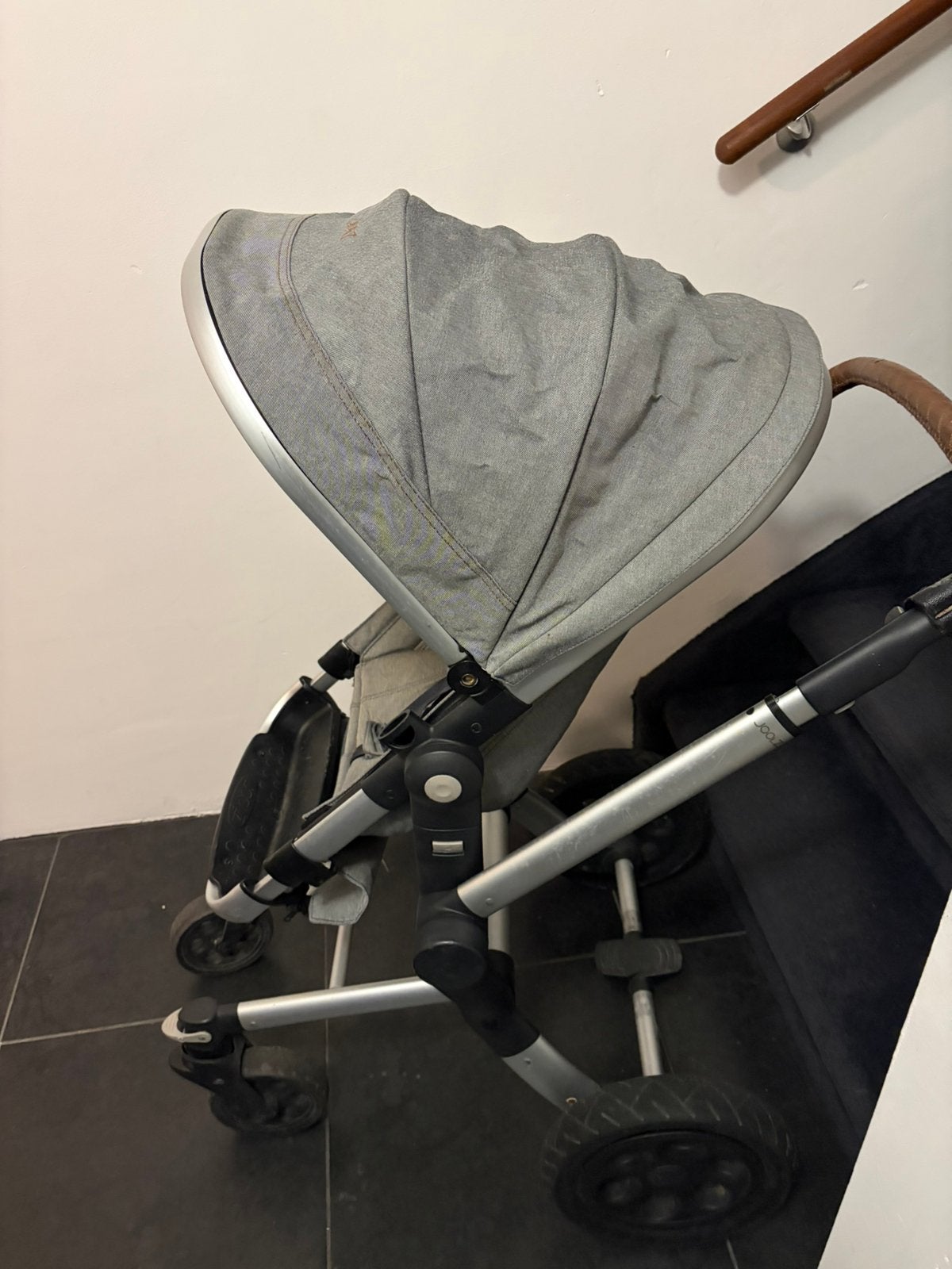 Joolz kinderwagen (gratis Breda, omgeving station), Ophalen, Gebruikt