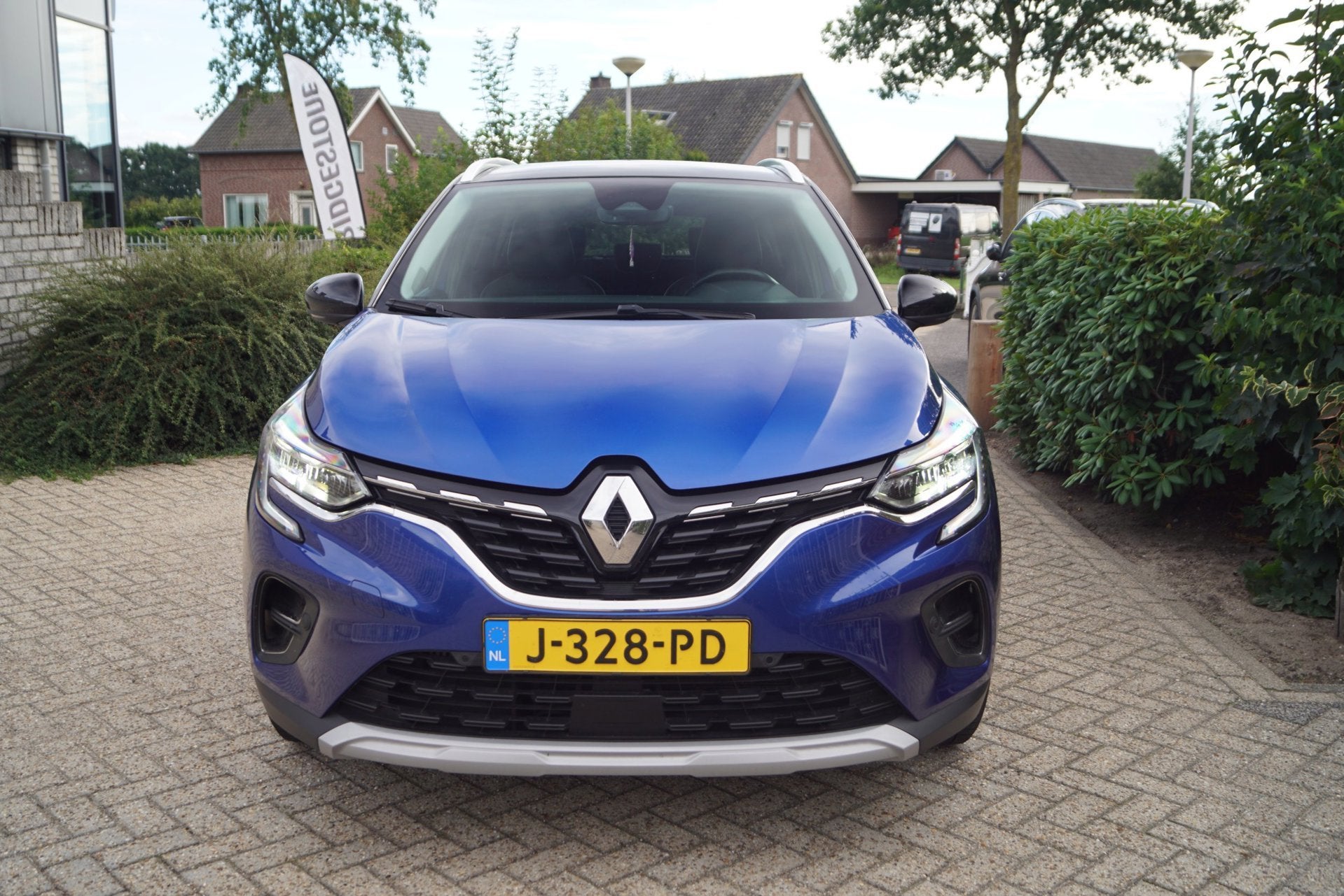 Foto 7 van Renault Captur 1.3 TCe 130 Intens Autom Half Leder/Stof Spor