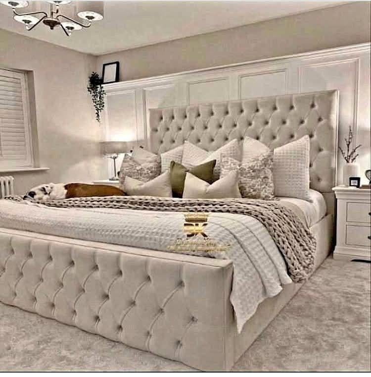 Luxe modern gestoffeerd bed – kingsize bed – als nieuw
    g, Verzenden, Nieuw