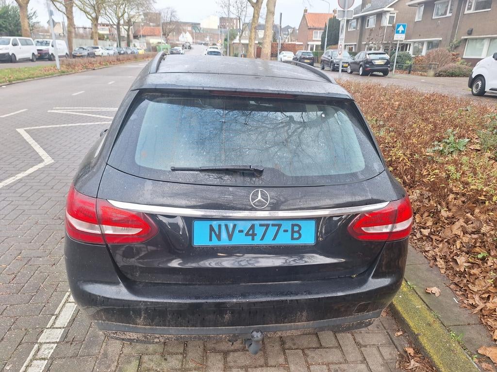 Compleet Taxi Mercedes-Benz C-Klasse C200 incl.bordcomputer, Auto's, Mercedes-Benz, Automaat, Zwart, 4 cilinders, Leder