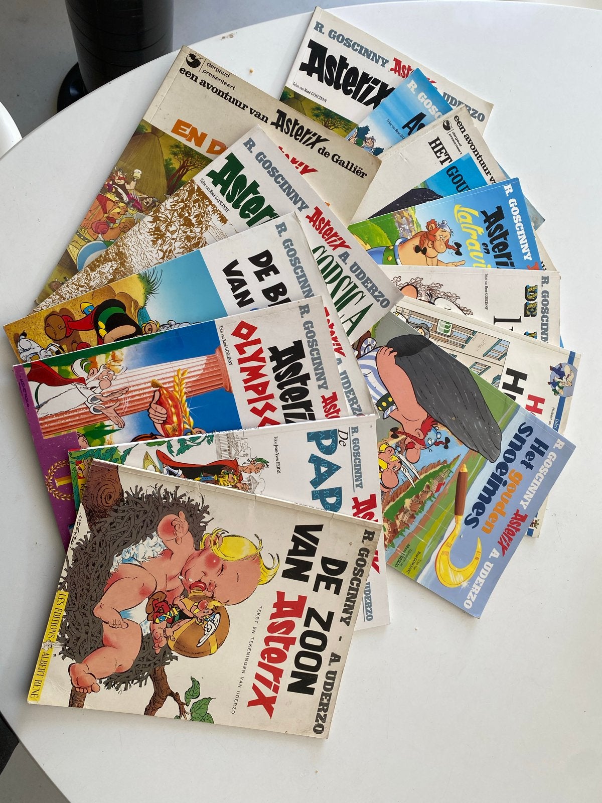 Grote collectie Asterix en Obelix stripboeken, Meerdere stripboeken, Ophalen of Verzenden, Gelezen