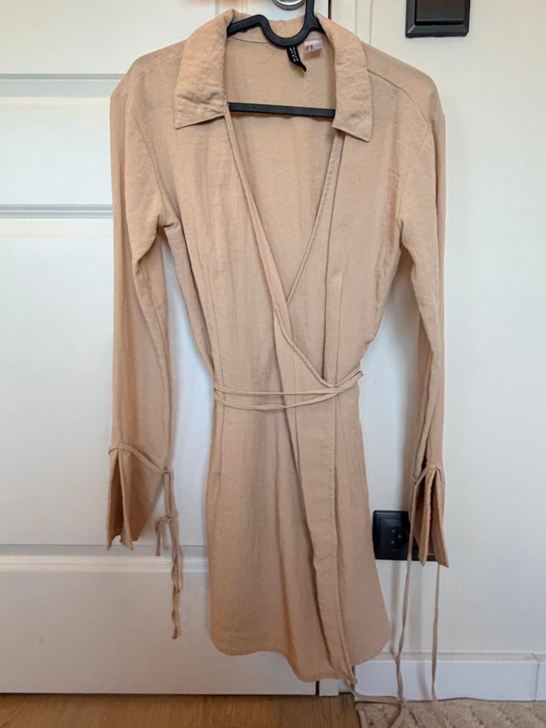 Wikkeljurk met lange mouwen maat xs, Beige, Ophalen of Verzenden, Zo goed als nieuw, Maat 34 (XS) of kleiner