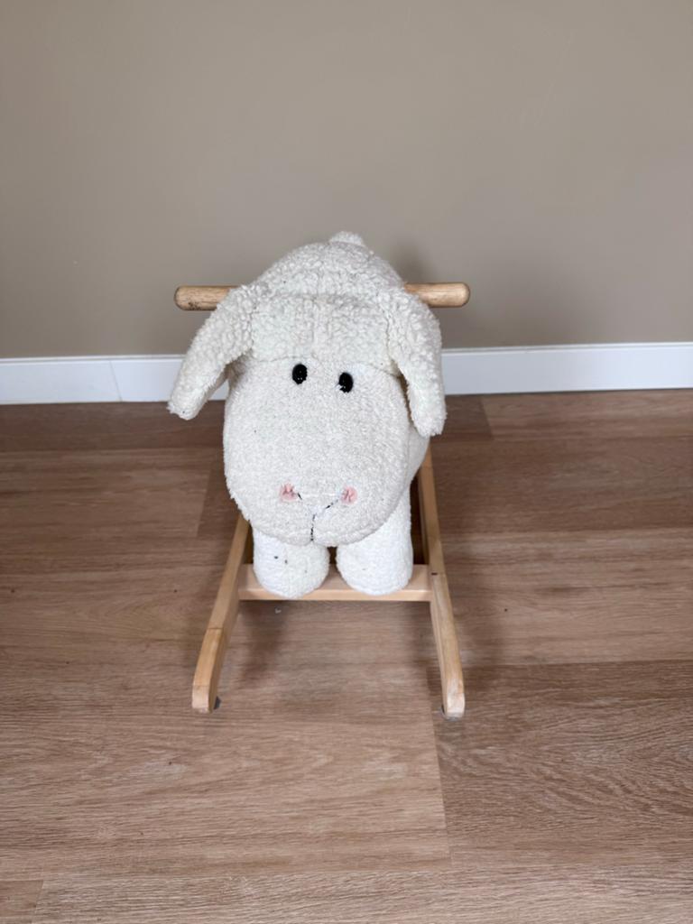 Schattig hobbel schaap voor kinderkamer decoratie, Ophalen, Gebruikt