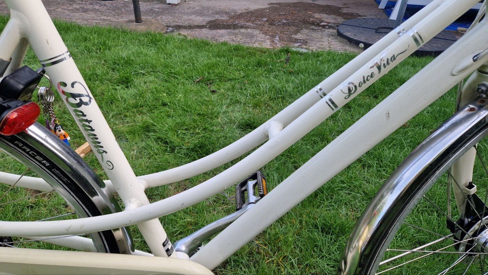 Foto 4 van Batavus Dolce Vita 28 inch sportieve fiets